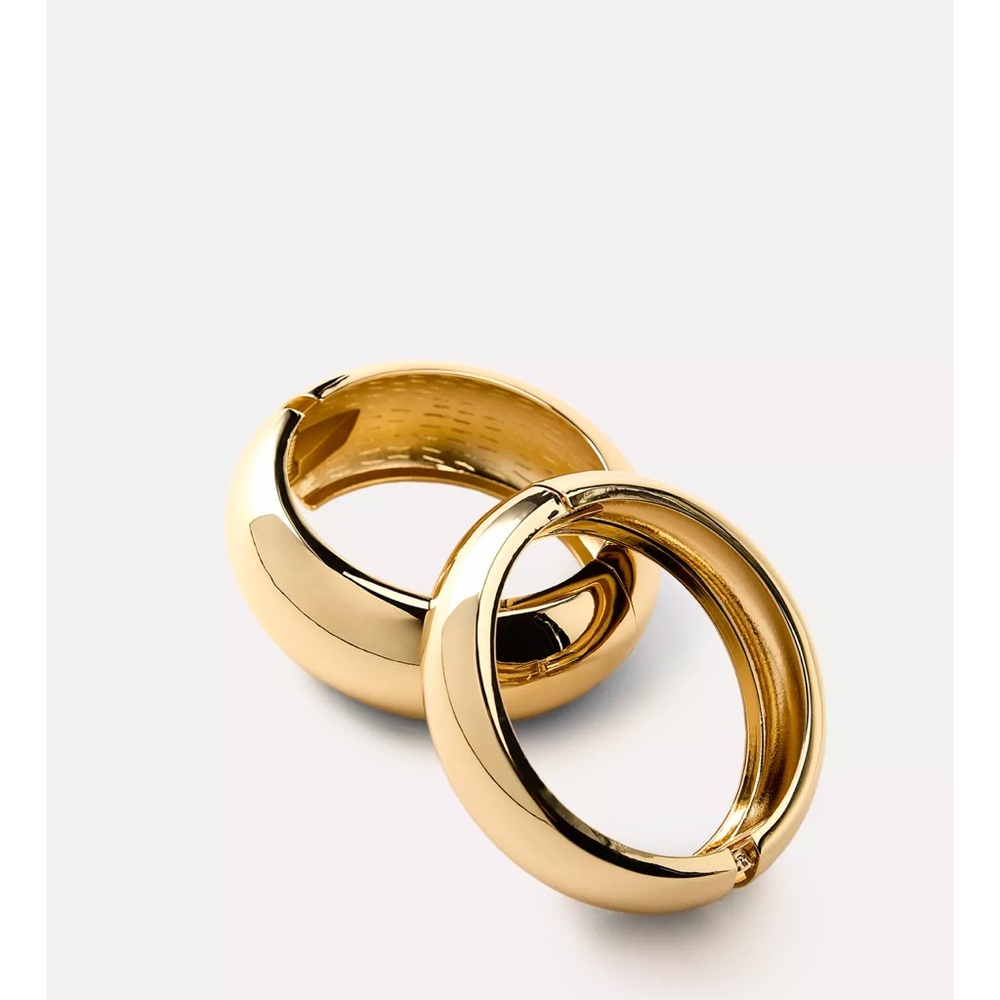 ZARA TWO-PACK OF EMBOSSED METAL BRACELETS